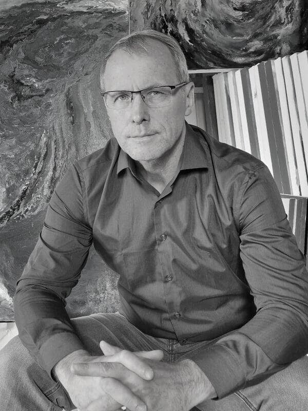 Estonian visual artist Margus Veisveer, whose practice focuses on oil painting